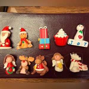 Festive petite Christmas Ornament Set - Multicolor